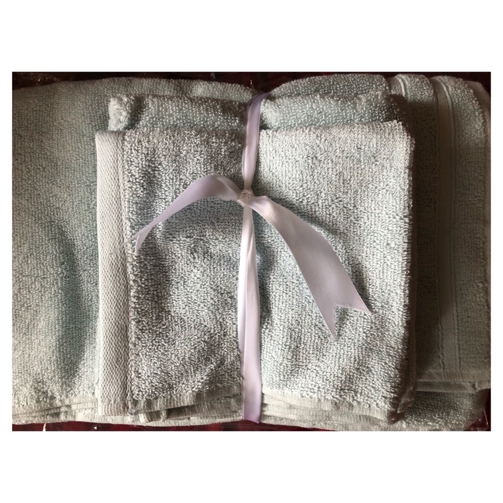 NWT Bath Towel Set Moroccan Collection Light Blue
